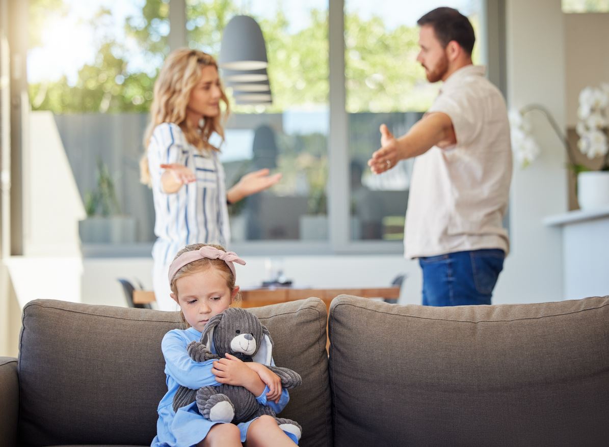 Parents Fighting With Child Present